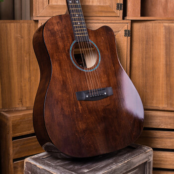 新手買吉他的四大原則