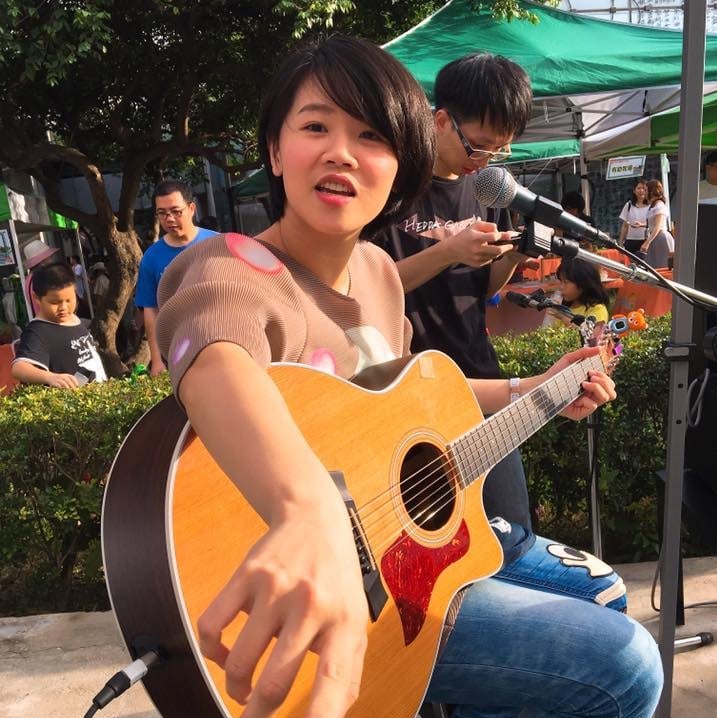 N個學生問吉他or烏克麗麗老師的問題